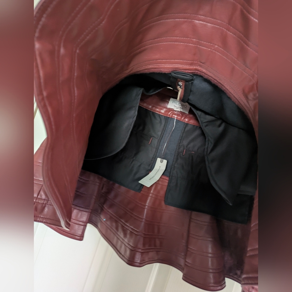 ANTHROPOLOGIE Burgundy Leather Skirt NWT! ♥️ - Picture 6 of 11